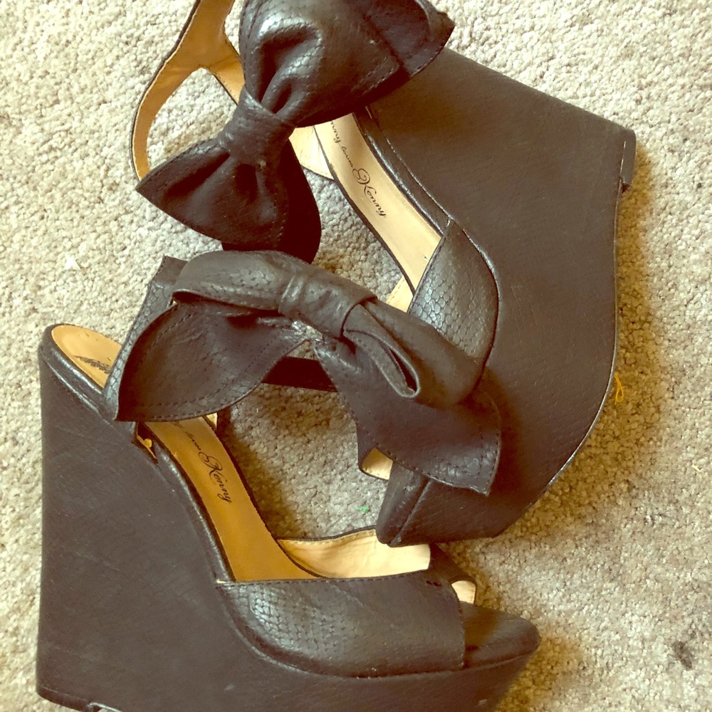 Summer Wedges witha bow !